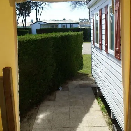 Hacienda Aux Mathes